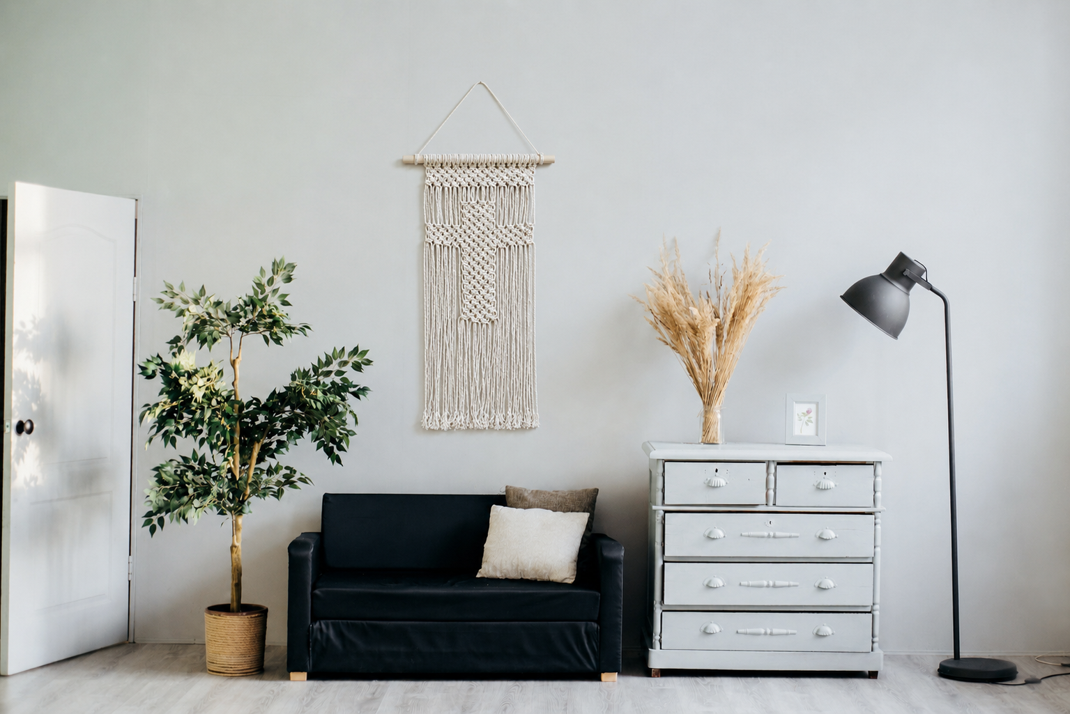 Personalized decorative design with handcrafted details.